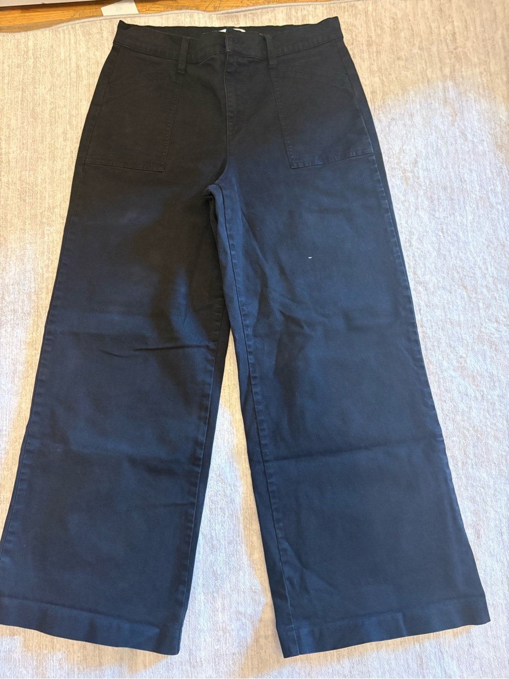 Evereve  Women’s Black Wide-Leg Utility Pants- Size 30‎